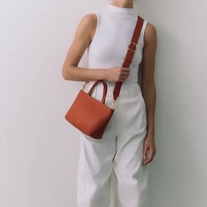 NWT Cuyana Mini Easy Zipper Tote in Rioja Pebbled Leather